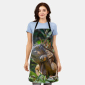 オレンジイグアナ、ベリーズリザード エプロン (着用した状態)