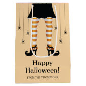 オレンジウィッチレッグアンドスパイダーズハッピーハローウィン文字 ミディアムペーパーバッグ (裏面)