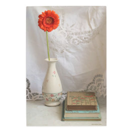 オレンジガーベラと本 メタルプリント