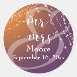 オレンジグラデーション色のプラム&ライトストリングミスター&ミセス ラウンドシール