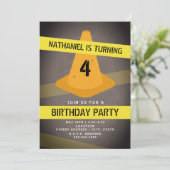 オレンジコーン警告テープ建築誕生日 招待状 (スタンド正面)