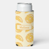 オレンジシトラスフルーツイラストと名前をカスタムする スリム缶クーラー (Seltzer正面)