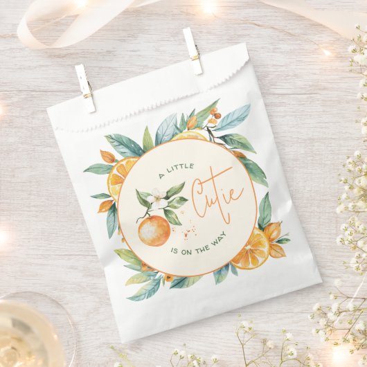 オレンジシトラスリトルかわいこちゃんベビーシャワー フェイバーバッグ (クリップ留めされた状態)