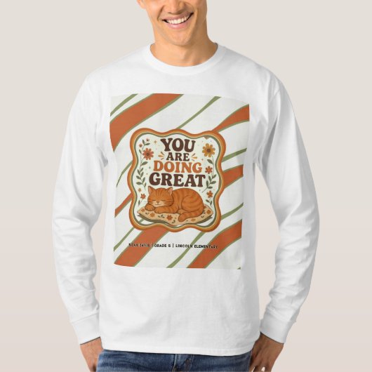 オレンジストライプ猫カレッジTシャツ 名前入れ可能 Tシャツ (正面)