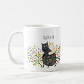 オレンジタビー猫と黒猫の花柄カスタムデザイン コーヒーマグカップ (左)