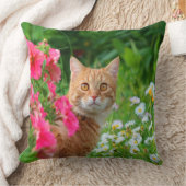 オレンジタブビーキャットインフラワーズ装飾用クッション クッション (ブランケット)