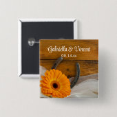 オレンジデイジー&ホースシューカントリーウェスタン結婚ズ 缶バッジ (正面&裏面)