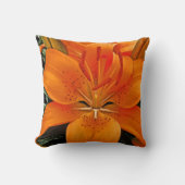 オレンジデイリリー装飾用クッション クッション (正面)