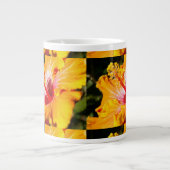 オレンジハイビスカスサイドビュー ジャンボコーヒーマグカップ (正面)