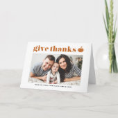 オレンジパンプキ与えン感謝していタイポグラフィ感謝祭 シーズンカード (正面)