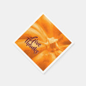 オレンジパンプキ与えン感謝してい感謝祭ホリデー スタンダードカクテルナプキン (角)