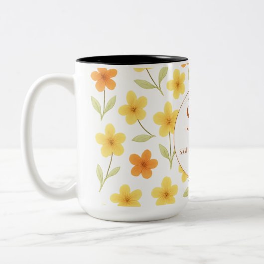 オレンジパーソナライズされたと黄色の花を持つ_の ツートーンマグカップ (左)