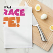 オレンジピンク文字フィットネスランニングズランナーマラソン キッチンタオル (四つ折り)