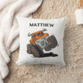オレンジブラックボーイズのモンスタートラック名パーソナライズされた クッション (ブランケット)
