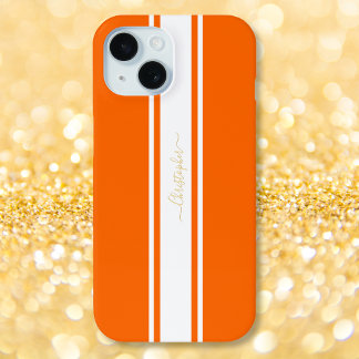 オレンジホワイトレーシングストライプ金ゴールドモノグラムのカッコいい iPhone 15ケース