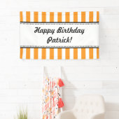 オレンジホワイト誕生日バナストライプー 横断幕 (インサイチュ)