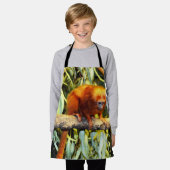 オレンジマーモセットモンキーキッズフルプリントエプロン エプロン (着用した状態)