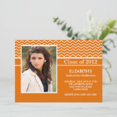 オレンジモダンシェブロン写真卒業パーティー 招待状 (スタンド正面)