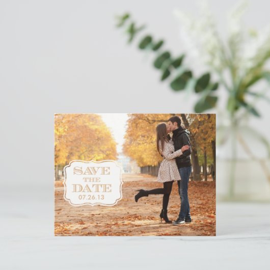 オレンジモダン色の旋回ラベル日付の写真カードを保存 案内ポストカード (スタンド正面)