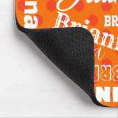 オレンジラバーポルカ点々のあるワパーソナライズされたードアート マウスパッド (コーナー)