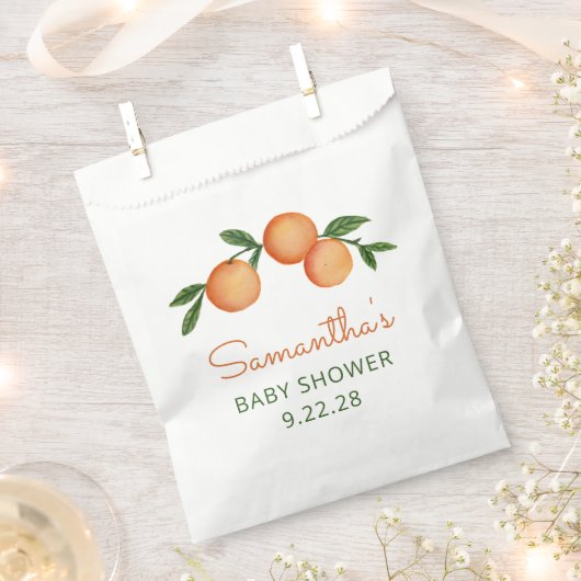 オレンジリトルかわいこちゃん柑橘系ベビーシャワー フェイバーバッグ (クリップ留めされた状態)