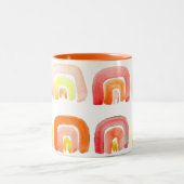 オレンジレインボーカワイトなレトロアート ツートーンマグカップ (中央)