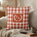 オレンジレッドのギンガムモノグラムクレスト クッション<br><div class="desc">エレガント&オ素朴レンジ – レッドGingham Monogram Crest装飾用クッション。</div>