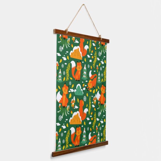 オレンジワイルドオータムウィンターフォレストキツネ 吊り下げ型タペストリー (傾斜あり)