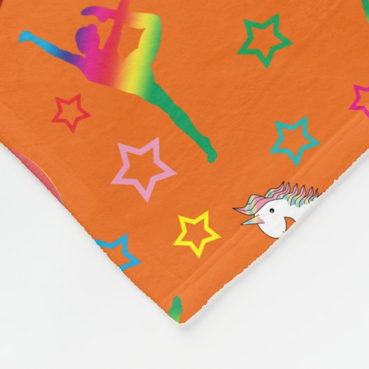 オレンジ体操のレインボーユニコーンに名前を付ける フリースブランケット (角)