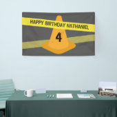 オレンジ円錐形の注意テープ建築の誕生日 横断幕 (トレードショー)