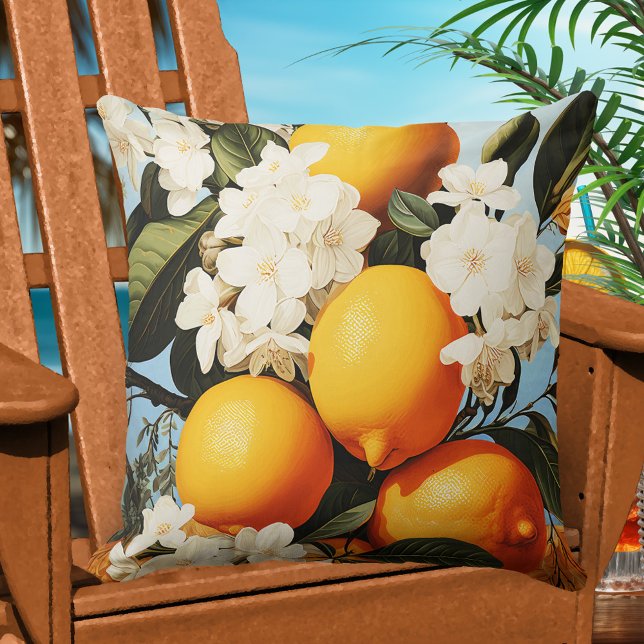 オレンジ地中海のの夏の太陽 アウトドアクッション (Pillow featuring a painting of Mediterranean oranges under the summer sun with elegant white flowers)