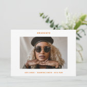 オレンジ白ファンキー写真大学の写真卒業 案内状 (スタンド正面)