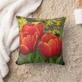 オレンジ素晴らし色の赤いチューリップ クッション (ブランケット)