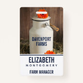 オレンジ素朴色の花付き白ミルクジュグ写真 バッジ (正面)