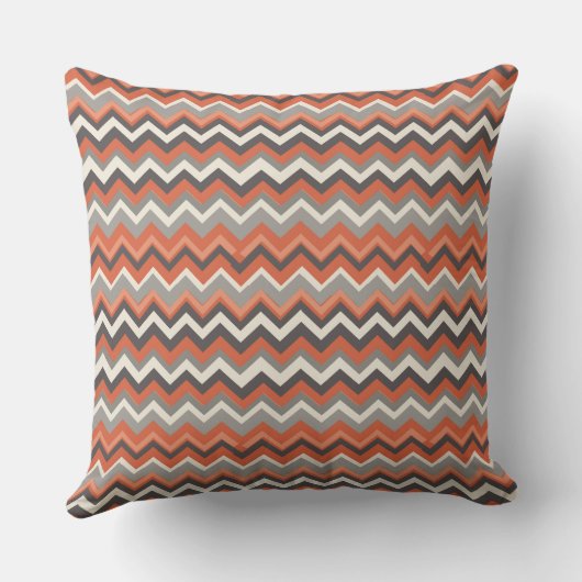 オレンジ色とグレーの山形 クッション (裏面)