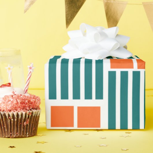 オレンジ色とティール(緑がかった色)の線とボックス ラッピングペーパー (誕生日パーティー)