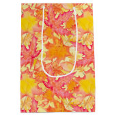 オレンジ色と黄色と赤の紅葉 ミディアムペーパーバッグ (裏面)