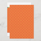 オレンジ色と黄色の背景に小さな四角形が並んだデザイン 招待状 (正面/裏面)
