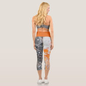 オレンジ色と黒と灰色のセルの泡 カプリレギンス (裏面)