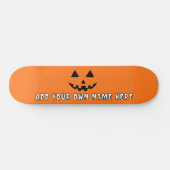 オレンジ色のかぼちゃにハロウィーンの名前を入れよう スケートボード (横)