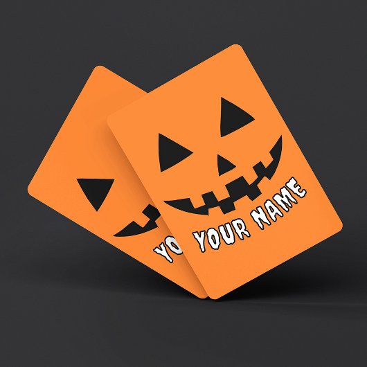 オレンジ色のかぼちゃにハロウィーンの名前を入れよう トランプ