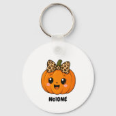 オレンジ色のかわいい小さなカボチャのハロウィーン 名前入りカスタム キーホルダー (正面)
