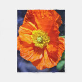 オレンジ色のアイスランドポピー写真 フリースブランケット (正面)