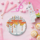 オレンジ色のカクテルとリボン ペーパープレート (パーティー)