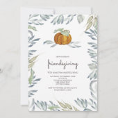 オレンジ色のカボチャとグリーンが美しいフレンドズギビングの招待状 招待状 (正面)