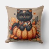 オレンジ色のカボチャの上の黒猫　秋の模様のクッションケットパターン クッション (正面)