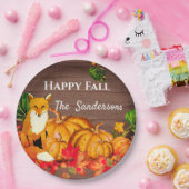 オレンジ色のキツネのかぼちゃ 紅葉 秋の落ち葉 ペーパープレート (パーティー)