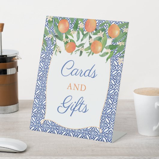 オレンジ色のグローブシャワーカードとギフト 台座サイン (インサイチュ)