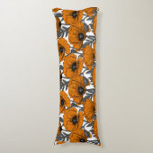オレンジ色のケシが白 ボディピロー (正面縦)