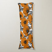 オレンジ色のケシが白 ボディピロー (正面縦)